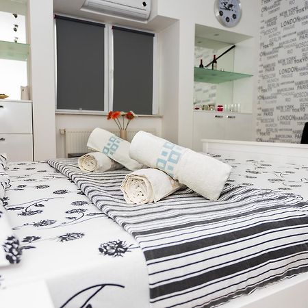 Imperial City Center - 1 Bedroom Apartment Bucharest Luaran gambar
