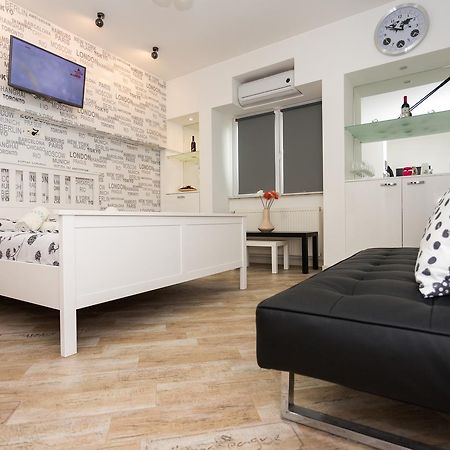 Imperial City Center - 1 Bedroom Apartment Bucharest Luaran gambar